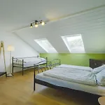 Happy Hugle Haus *