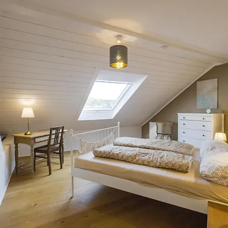 Apartment Happy Hugle Haus *
